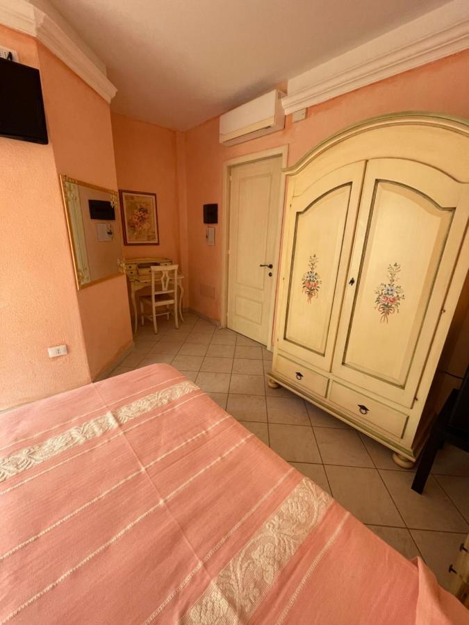 B&B Le Farfalle Palau Kültér fotó
