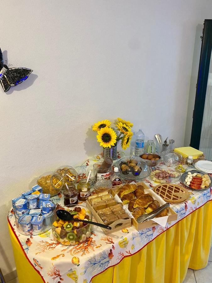 B&B Le Farfalle Palau Kültér fotó